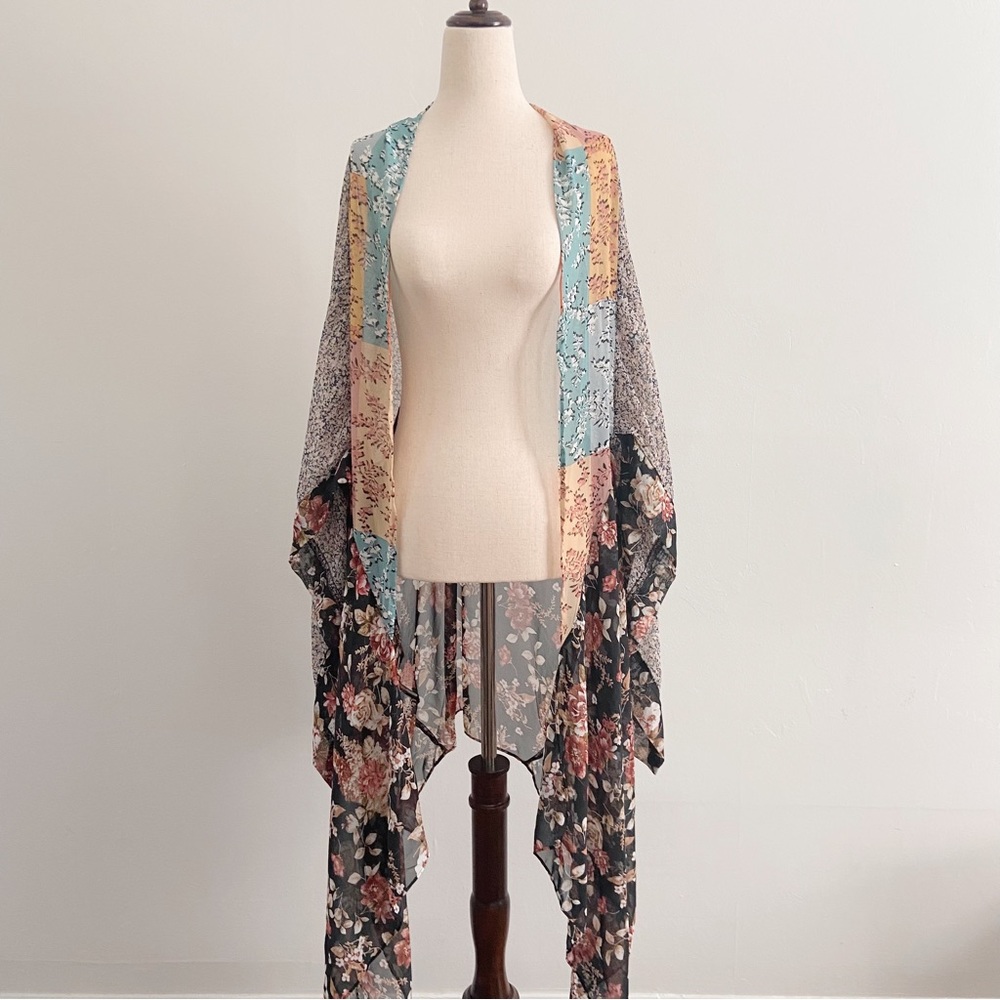 Umgee Boho Floral Patchwork Kimono